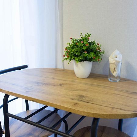 Cozy Studio In The City Center - Mykoly Khvylovoho Str 5-1 Kharkiv Eksteriør billede