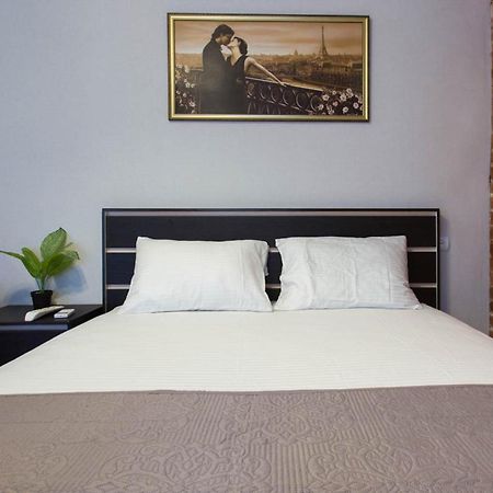 Cozy Studio In The City Center - Mykoly Khvylovoho Str 5-1 Kharkiv Eksteriør billede