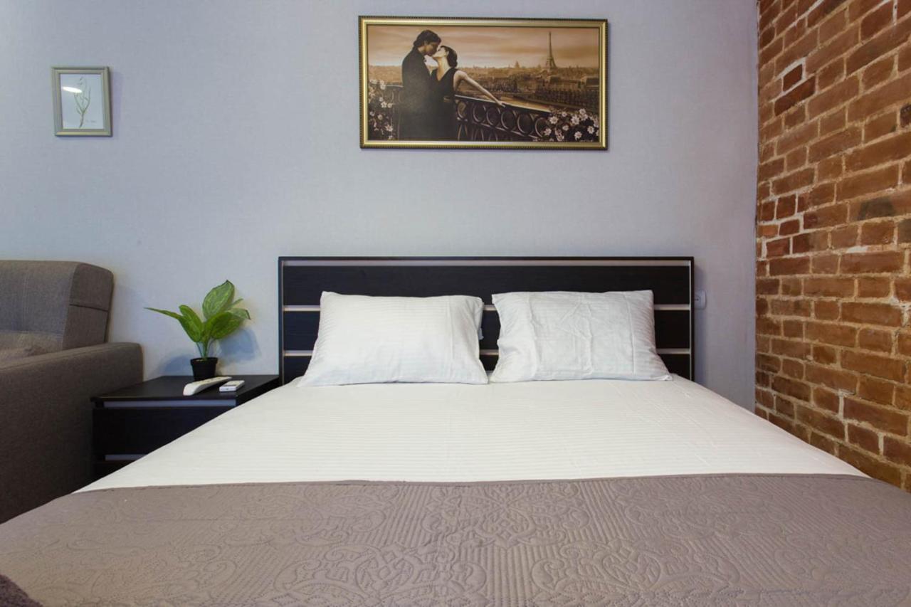 Cozy Studio In The City Center - Mykoly Khvylovoho Str 5-1 Kharkiv Eksteriør billede